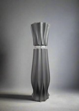 Large grey and - grey, ceramic