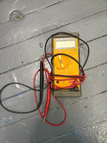 Fluke digital multimeter - 23,