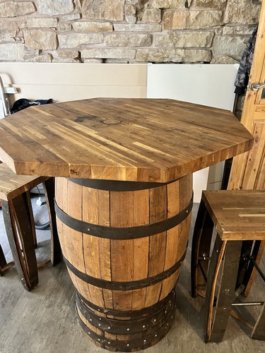 Solid oak bar table - oak, cave