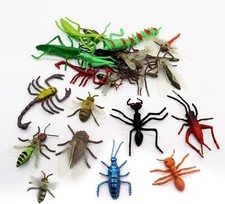 22 PCS Realistic Insect Toys
