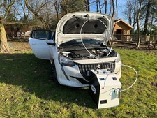 Hydrogen engine carbon cleaner