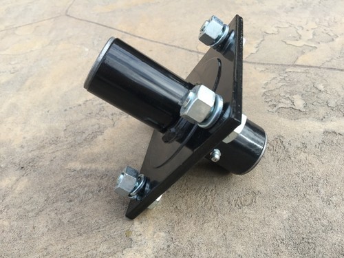 Rotary cutter tailwheel hub - cutter, 4