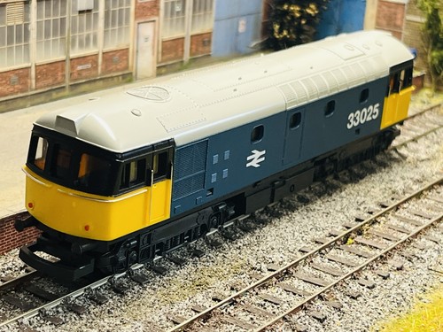 Lima class loco - br, blue
