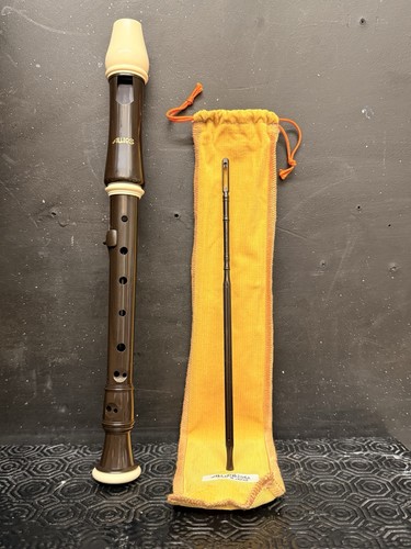 Aulos 205a descant recorder - aulos,
