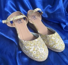 Mantaray Floral Print Canvas Ankle Strap Wedge Sandals Landies Size6