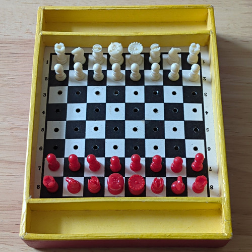 Ltd pocket chess - k, travel