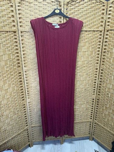 Ladies bnwt made italy red - made,