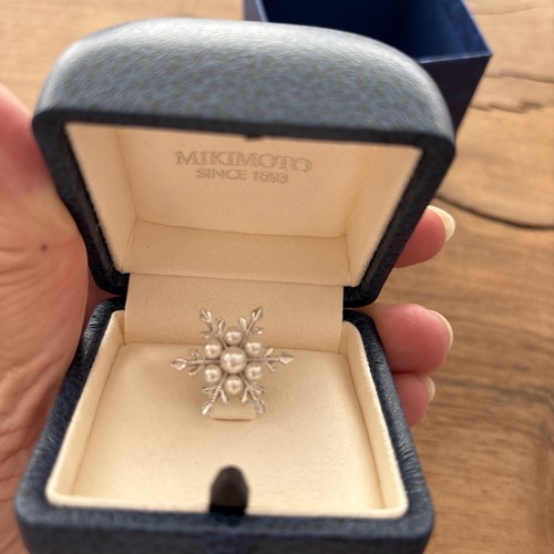 Mikimoto akoya pearl snowflake - akoya,