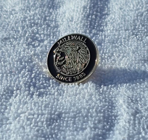 Millwall lion head black - millwall,