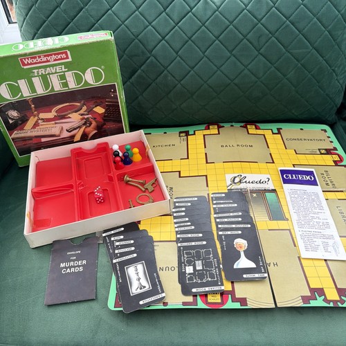 Travel cluedo game 1984 - game,