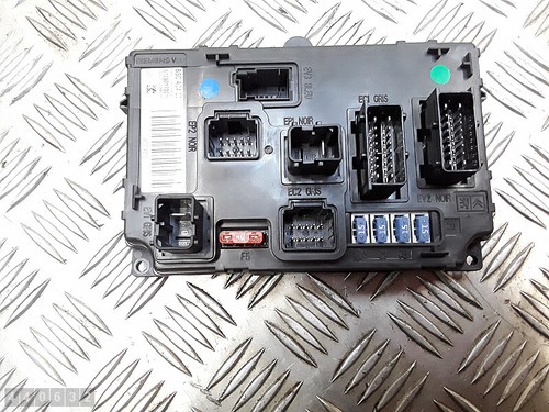 2006 peugeot 407 - 407, fuse