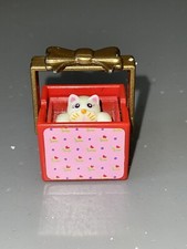 Vtg Galoob Sweet Secrets Cat Kitten Pussy Gift Basket Bow Charm 4630 1985 Toy