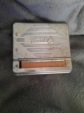 VINTAGE RETRO CHROME RIZLA CIGARETTE ROLLING MACHING & PAPERS VGC BARGAIN ?