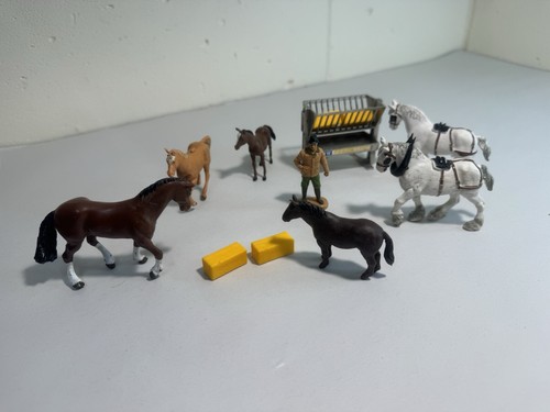 Britains farm horse - &, pony