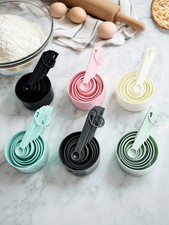 10-Piece Measuring Cups &