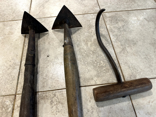 Antique farm tools lot - antique, ice