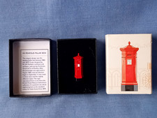 Royal Mail VR Penfold Pillar Box Pin Badge Collectable Enamel Pewter Badge NEW