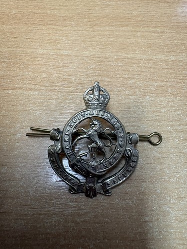 Cap badge for - for, the
