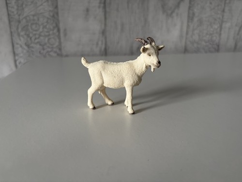 Retired schleich domestic - [retired],