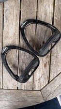 LeMieux Vector Control Stirrup