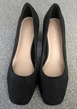 Papaya Black Suede court Shoes Size 5 New