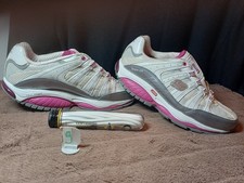 Skechers Kinetic Response