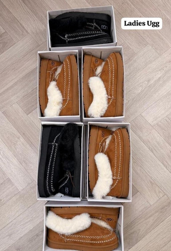 Ugg slippers size - ugg,