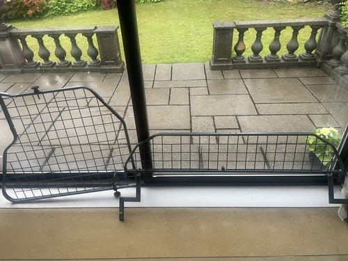 Travall dog guard car - travall,