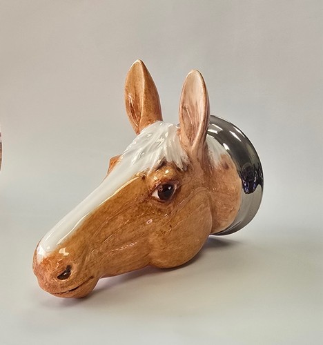 Stirrupcup fine bone - bone, china
