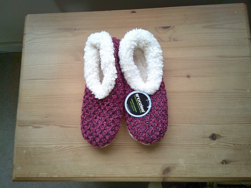 Indoor slippers snoozies - slippers, by