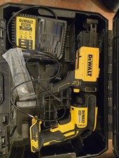 DEWALT DCF620 18v drywall