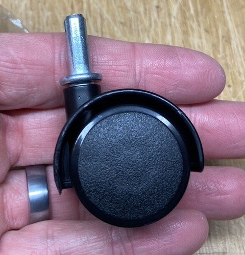 New piece swivel - new, casters