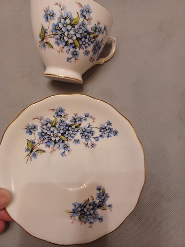 Vintage royal vale - vale, cup