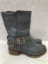 Girls Navy Clarks Leather pull