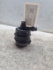 MERCEDES C CLASS W205 Auxiliary Water Pump A0005002686 2014-2021
