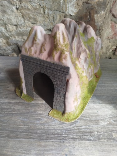 Gauge plastic model - oo, railway