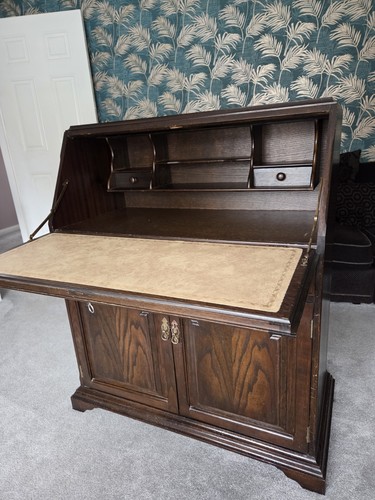 Large vintage oak - large,
