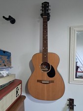 Eastman PCH1-OM guitar with