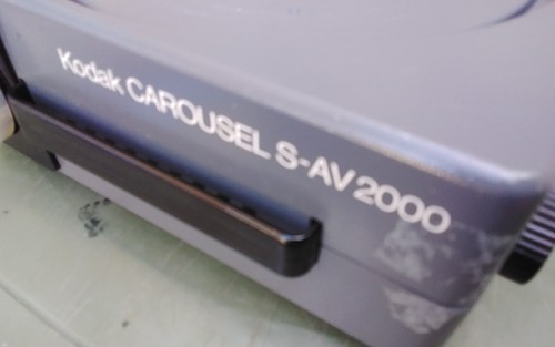 Slide projector kodak v2000 - projector,