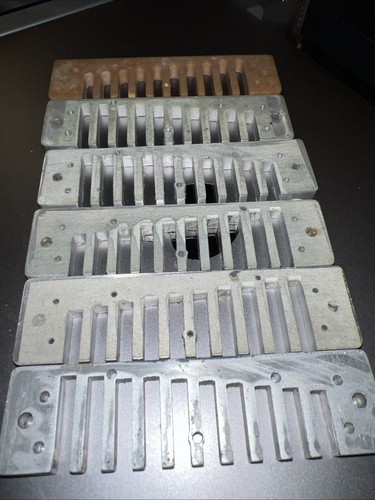 Replacement combs for - replacement,