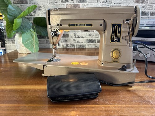 Vtg singer 301 straight - vtg,