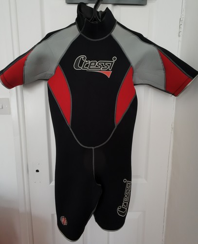 Brand new cressi med 5mm - med, 2.5mm