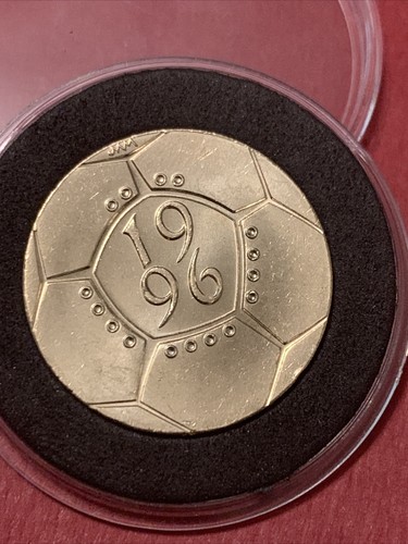 1996 two pound coin - two, £2