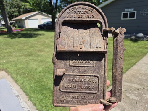 Antique primitive bates hawley - antique,