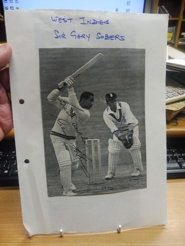 Garry sobers batting signed - sobers,