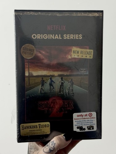 Stranger things season - stranger, 2