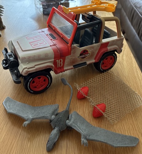 Jurassic world park - world, jeep