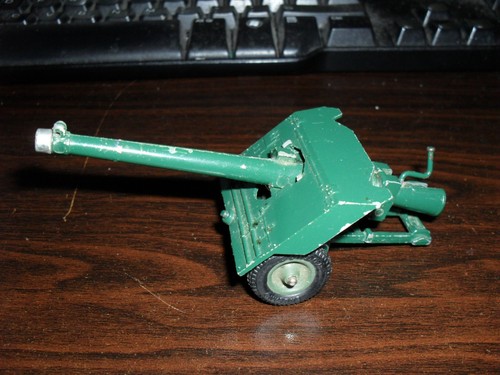 Britains ltd diecast field - britains,