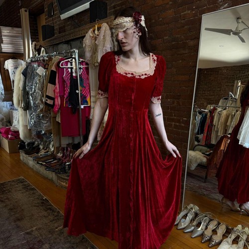 1940s ruby silk velvet