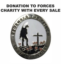 Red Poppie Badge with Soldier